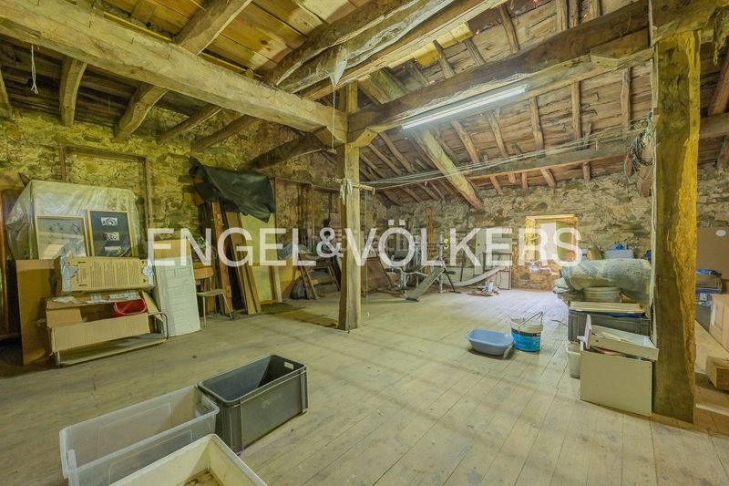 Foto a916599b-8c3b-4c95-9f5e-6da8abfd454a. Casa adossada amb calefacció a Elorrio
