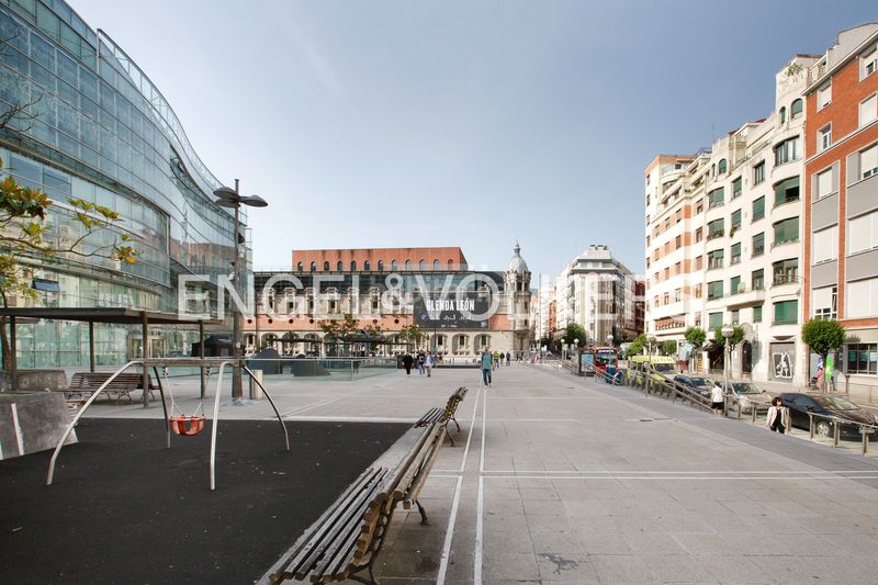 Foto 5ee8df77-2fc8-4f75-ba4f-52e0ad572dd8. Pis amb calefacció a Zona Indautxu Bilbao