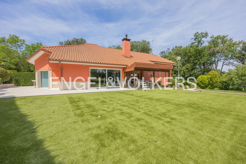 Foto d0b20429-4ae5-44ec-ac95-c7055f9fe259. Casa amb calefacció aparcament a Mungia