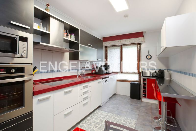 Foto e453e6cd-3d8d-4365-86dd-1cb07ad871a9. Casa amb calefacció aparcament a Barrika