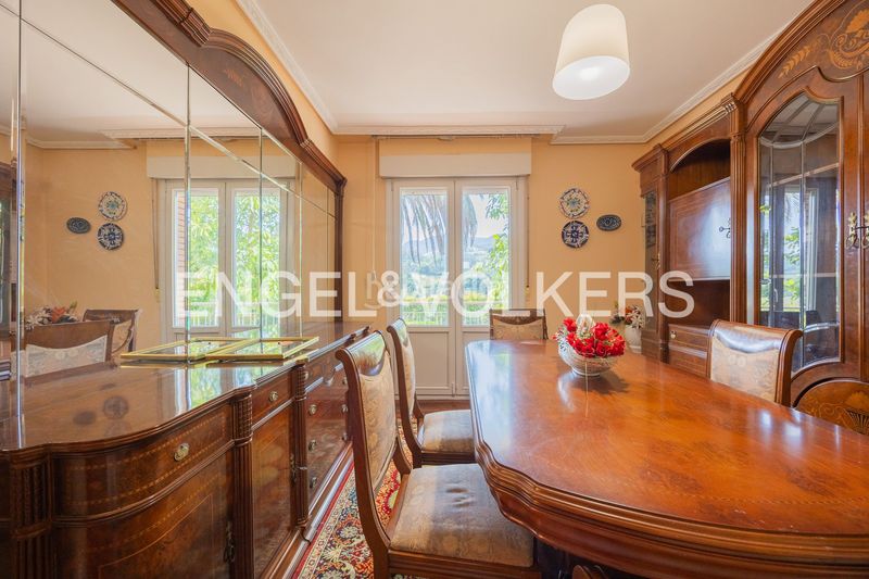 Foto 14587b20-362d-4044-adcc-c481cc821510. Casa exclusiva finca con cuatro viviendas independientes. en Abanto y Ciérvana / Abanto Zierbena