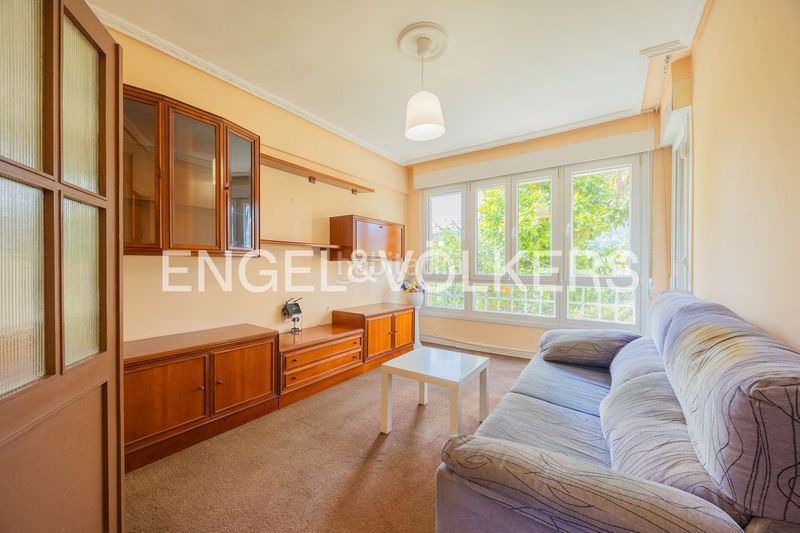 Foto 1d47a6d7-ff9e-4511-9f01-afbfa03b552a. Casa exclusiva finca con cuatro viviendas independientes. en Abanto y Ciérvana / Abanto Zierbena