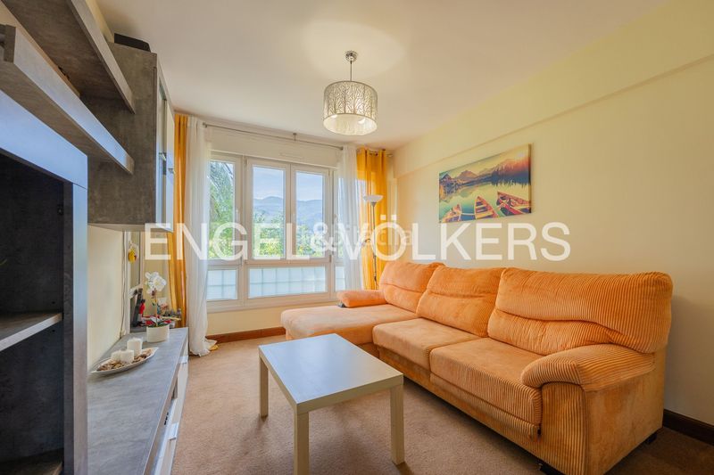 Foto 3a7a8e6b-e671-4f15-90b8-a77e305d14a4. Casa exclusiva finca con cuatro viviendas independientes. en Abanto y Ciérvana / Abanto Zierbena