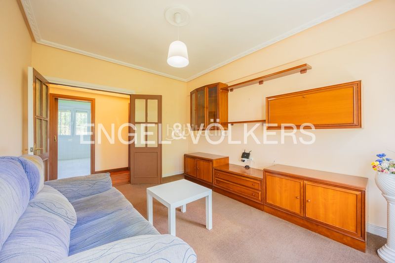 Foto 93f9a9c4-ae96-476c-98fe-1d2b6fc31e95. Casa exclusiva finca con cuatro viviendas independientes. en Abanto y Ciérvana / Abanto Zierbena