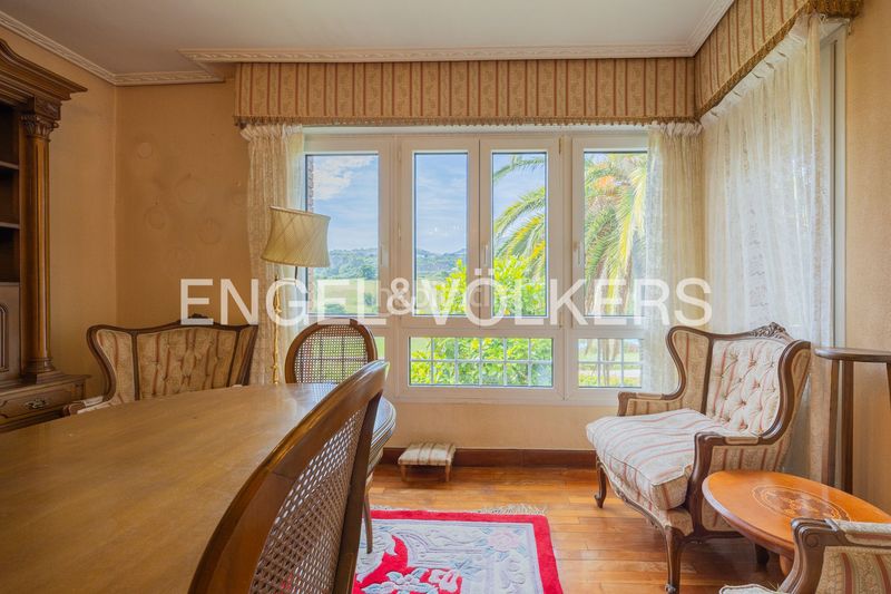 Foto 994ef8ad-dc73-4141-8acd-2198d93e63a5. Casa exclusiva finca con cuatro viviendas independientes. en Abanto y Ciérvana / Abanto Zierbena