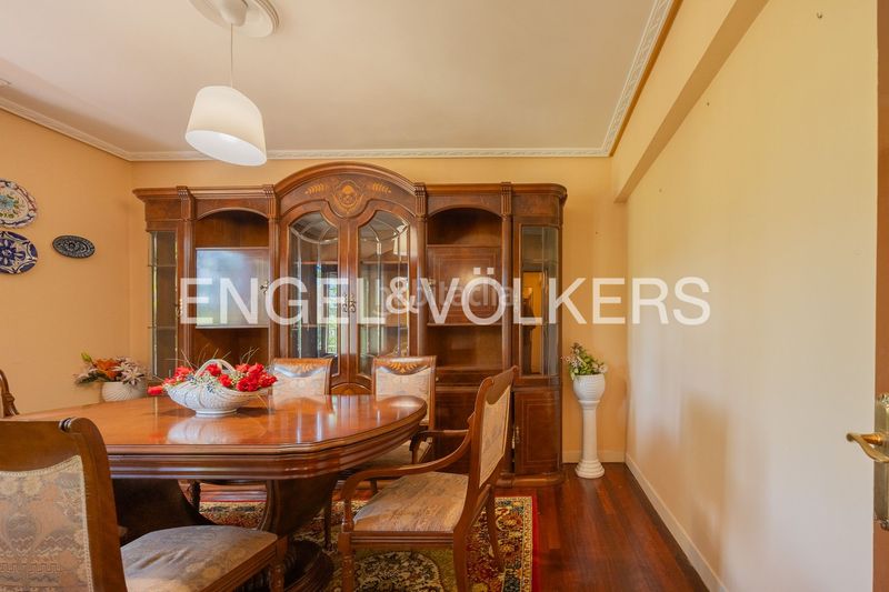 Foto 9d79ed01-cc39-4472-84c5-5ef06a55cf46. Casa exclusiva finca con cuatro viviendas independientes. en Abanto y Ciérvana / Abanto Zierbena
