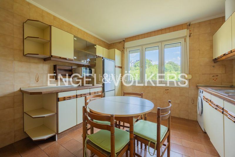 Foto d273ffc1-9278-40fb-9217-a4006f468708. Casa exclusiva finca con cuatro viviendas independientes. en Abanto y Ciérvana / Abanto Zierbena