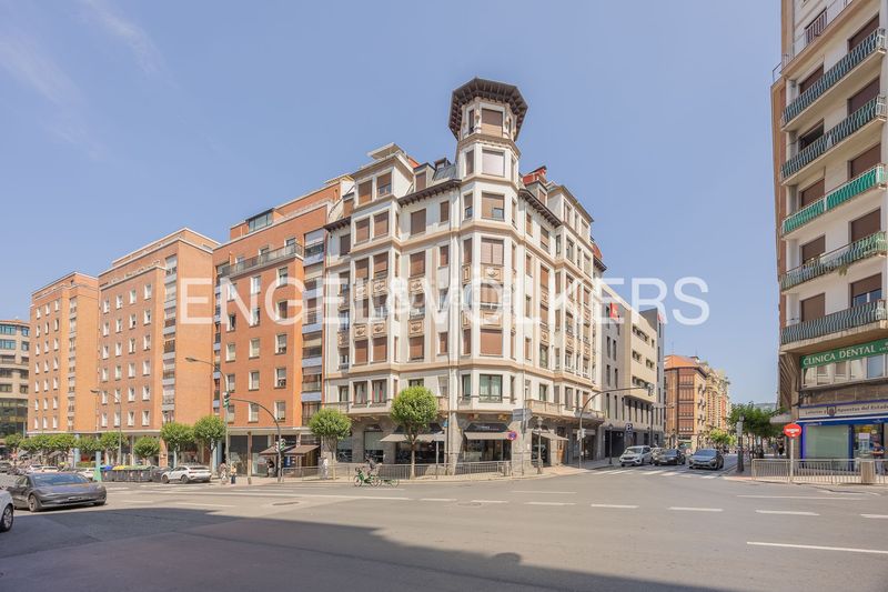 Foto 81fb7a6d-b522-4da7-a21b-a25fe32f3dc9. Pis amb calefacció a Alhóndiga Bilbao
