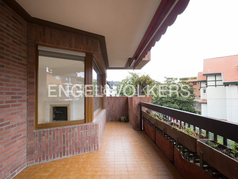 Foto 1a738aa6-a895-4de2-8b33-40ad711d1cae. Rent flat with heating parking in Neguri Getxo