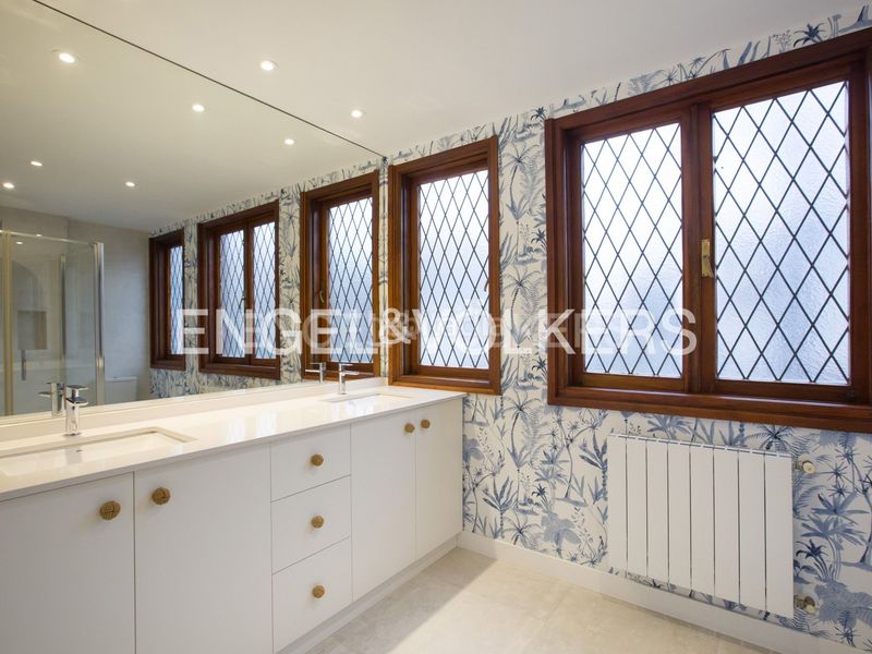 Foto 87f6e5db-8d80-4167-bcf0-4f90cf7cf868. Rent flat with heating parking in Neguri Getxo