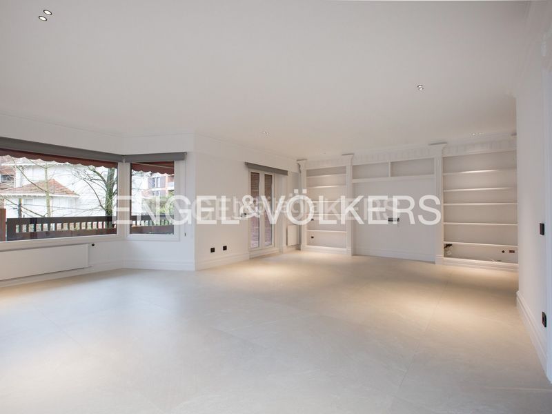 Foto a83f75ee-6a3c-4045-a3a8-f2350cc48d0b. Rent flat with heating parking in Neguri Getxo