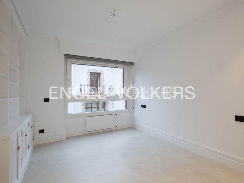 Foto ec6e38b1-13a9-4792-b154-89916553cfda. Rent flat with heating parking in Neguri Getxo