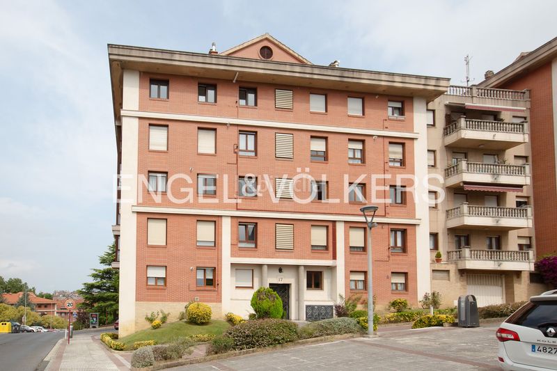 Foto 15d6f609-a088-463c-b6d0-ca68a819b9c6. Pis amb calefacció aparcament a Negurigane-Peruri Leioa