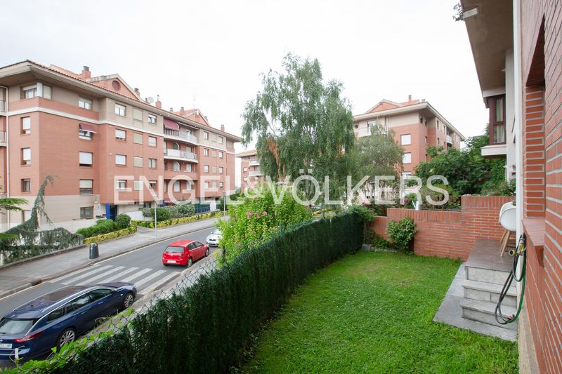 Foto 5795e4f0-3132-43b0-a6f4-66e171663c86. Pis amb calefacció aparcament a Negurigane-Peruri Leioa