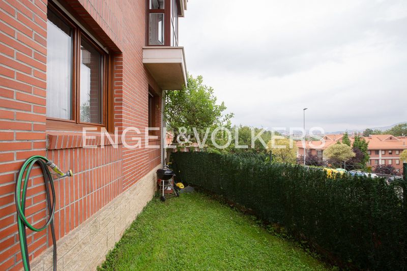 Foto 5c1df716-cac4-4c99-b246-74fae0586eec. Pis amb calefacció aparcament a Negurigane-Peruri Leioa