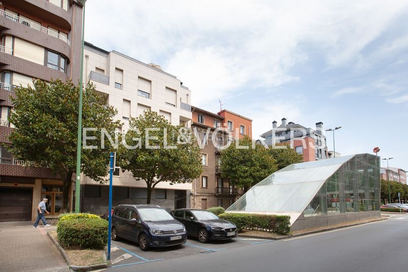 Foto 8f35b37d-c46a-4a98-998c-e0c12270154a. Miete etagenwohnung mit heizung in Las Arenas Getxo