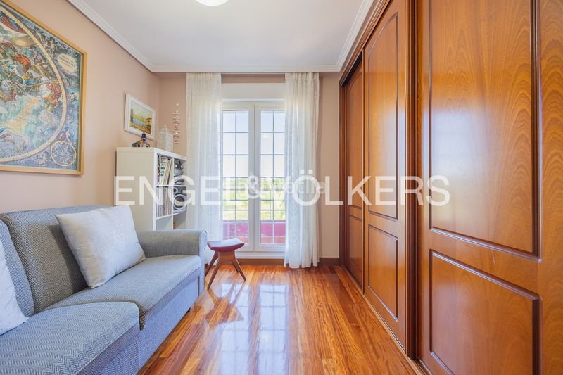 Foto 4505d60b-d269-4f4b-8593-d34072dd3028. Flat with heating parking in Berango
