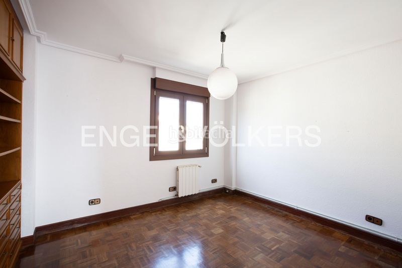 Foto 605e21df-d709-4ec1-b804-76138412bdb1. Casa adossada amb calefacció aparcament a santa maría de Getxo Getxo