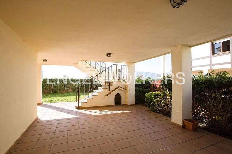 Foto d9475a5b-b80c-4208-aa4a-82d521fbf8ab. Casa adossada amb calefacció aparcament a santa maría de Getxo Getxo