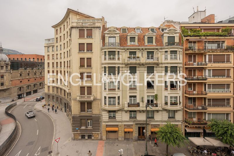 Foto 037a36d0-d91f-433a-8447-c00c0d38c9f6. Pis amb calefacció a Alhóndiga Bilbao