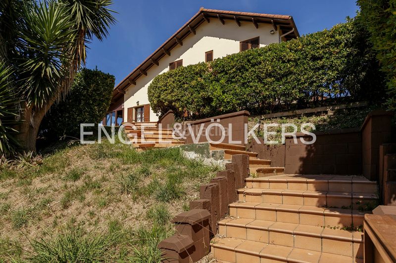 Foto 4da6b6e1-6410-4711-a943-46c22b5c6352. Casa con riscaldamento parcheggio piscina in Barrika