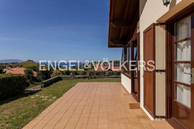 Foto 69fc4d9d-9ba3-4650-9b10-333cf89c367b. Casa con riscaldamento parcheggio piscina in Barrika