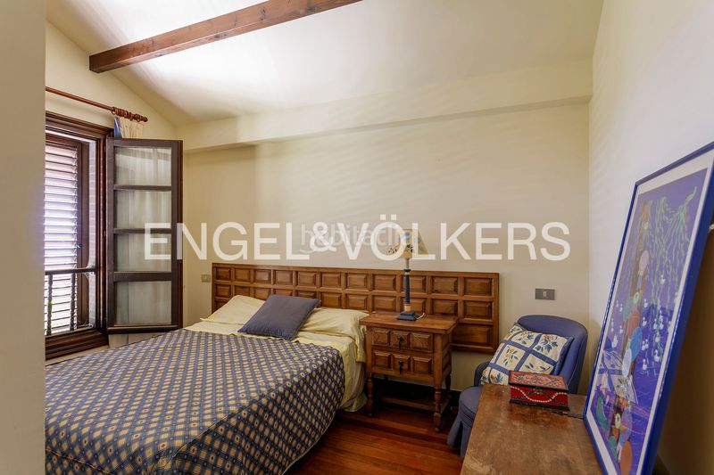 Foto fa6d6ee4-f96b-4352-9c66-6c61c45bd975. Casa con riscaldamento parcheggio piscina in Barrika