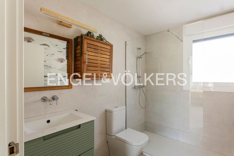 Foto 941f3518-1082-4711-bb5b-007ea8812642. Casa con riscaldamento parcheggio in Gorliz