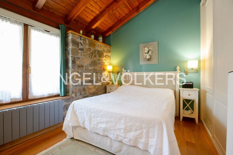 Foto deb341d7-2926-407e-8ad5-c2d744439176. Casa amb calefacció aparcament a Barrika