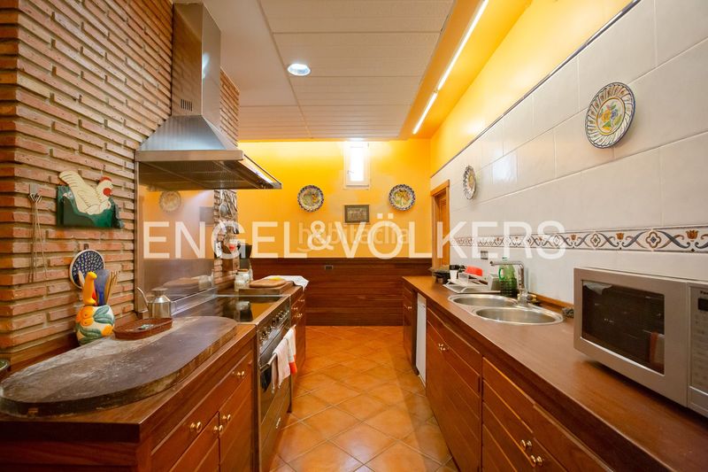 Foto f4a9e844-c19a-4d41-9844-552f6e531a74. Casa amb calefacció aparcament a Barrika