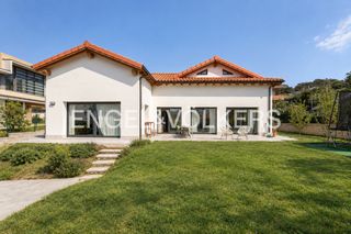House in Plentzia. Exclusiva vivienda de obra nueva en gandias, plentzia
