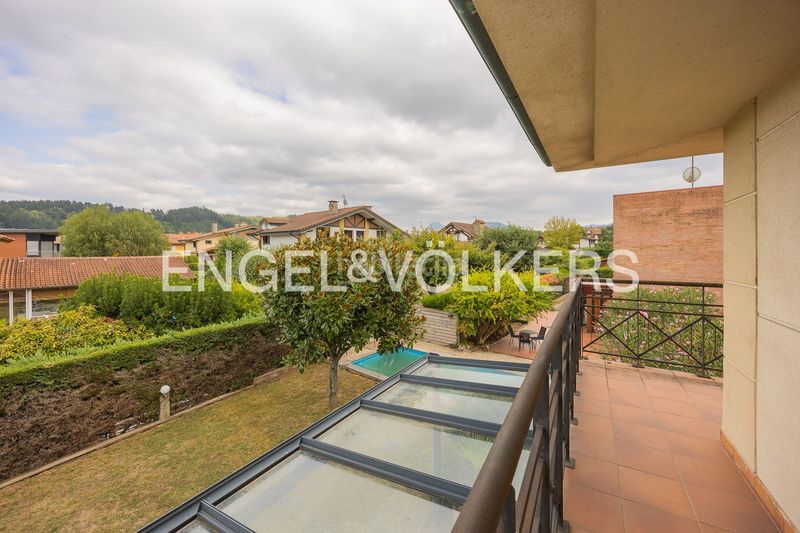 Foto ee2e9499-193b-407a-8a78-69b937e5102f. Maison jumelée avec chauffage piscine dans Abadiño