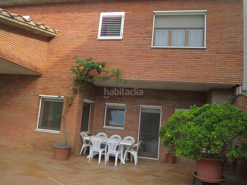 Foto f7dd107b-d58f-461b-be1d-02a2dcf07008. Casa adossada amb calefacció a Sant Celoni
