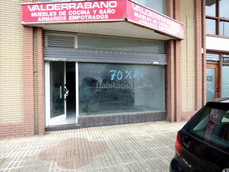 Foto 96388443-b2a2-4120-94ca-5921587635e4. Local comercial a Los Castros Santander