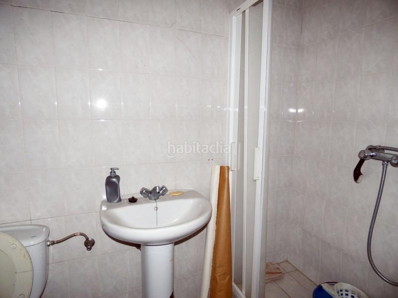 Foto a24e2f4b-24b9-476b-be40-2ae83fe65563. Local comercial a Los Castros Santander