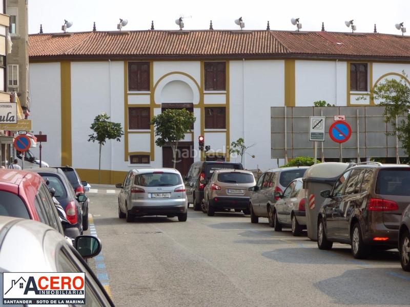 Foto d12f53c3-1021-4640-9659-ca98d61640ab. Alquiler local comercial amplio local en zona valdecilla, a un paso del hospital en Santander