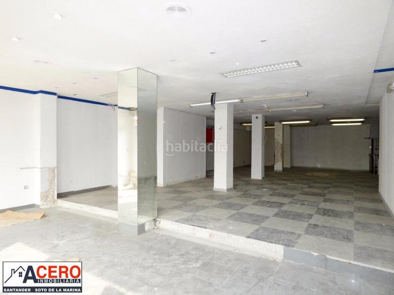 Foto eaa68177-5fc1-4ce3-a69c-a31990b123f9. Alquiler local comercial amplio local en zona valdecilla, a un paso del hospital en Santander