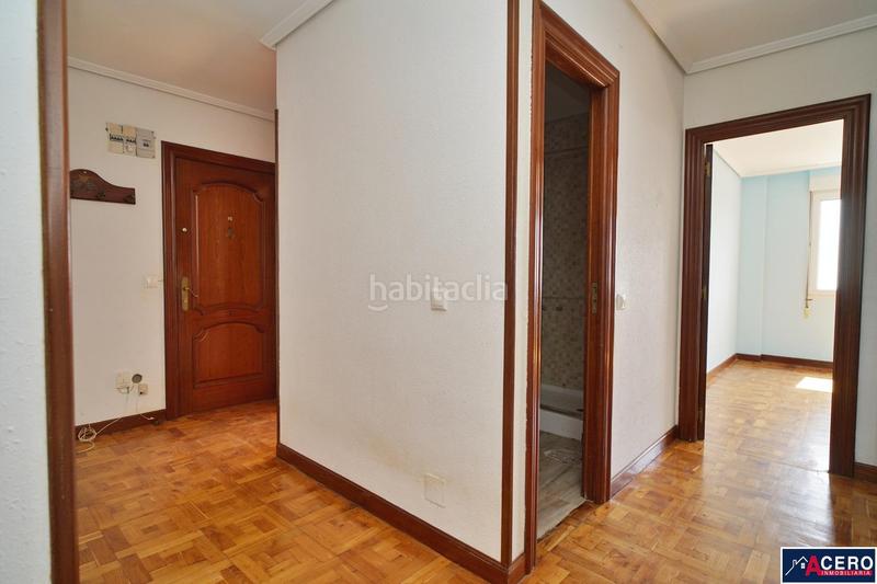 Foto b9277e2e-4ec1-4e15-84a4-8d070701174a. Appartamento con parcheggio in General Dávila Santander