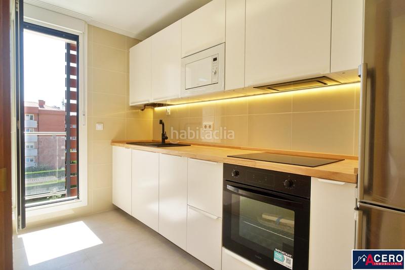 Foto 14e0642a-fa6c-455b-902d-ec331f0b9863. Appartement avec chauffage parking piscine dans Monte Santander