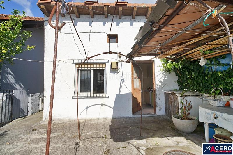 Foto 56f9f837-091c-48e6-acaa-82e203b1e4f3. Local comercial casaalmacen de 19m2 con terraza al sur en Santander