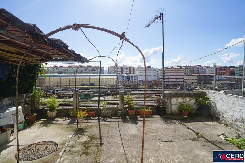Foto c1ea2da2-ab9e-4adc-8e15-0c13ac238dbd. Local comercial casaalmacen de 19m2 con terraza al sur en Santander