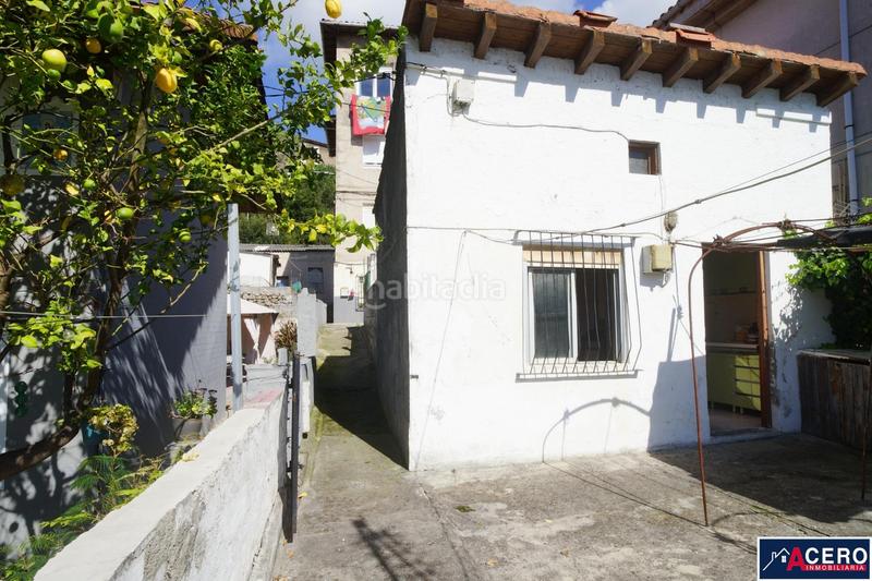 Foto d28e5ff4-3d64-4b33-89e9-e83b642c848d. Local comercial casaalmacen de 19m2 con terraza al sur en Santander