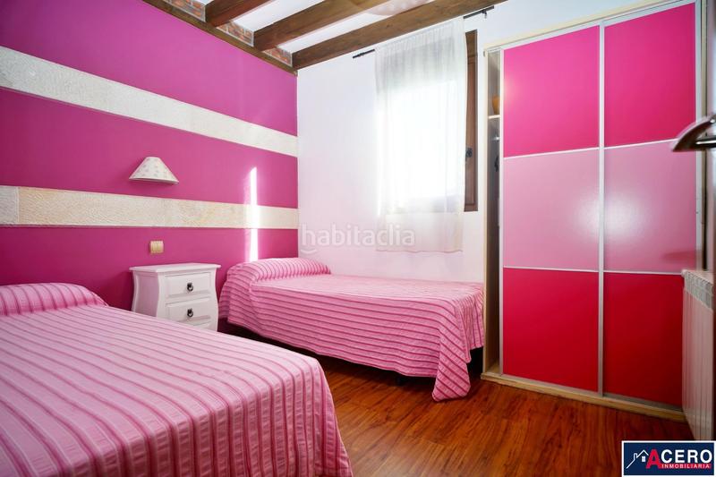 Foto 4e314bf5-1d3e-41ca-a4d3-39a550051cd2. Chalet avec parking dans Sancibrián Santa Cruz de Bezana