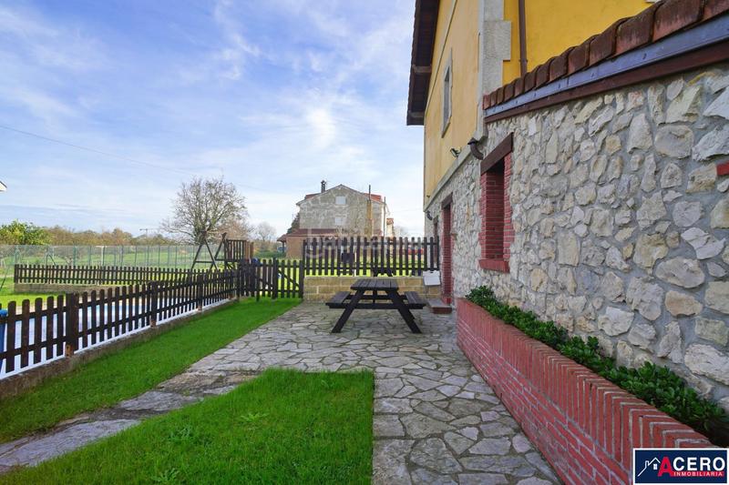 Foto 557dfbb2-8380-44e9-b1c6-2d0e3d342eef. Chalet avec parking dans Sancibrián Santa Cruz de Bezana