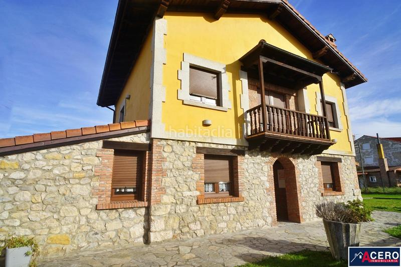 Foto aa879d69-fd3d-4b2c-9f9d-3ac43ba2b5f2. Chalet avec parking dans Sancibrián Santa Cruz de Bezana