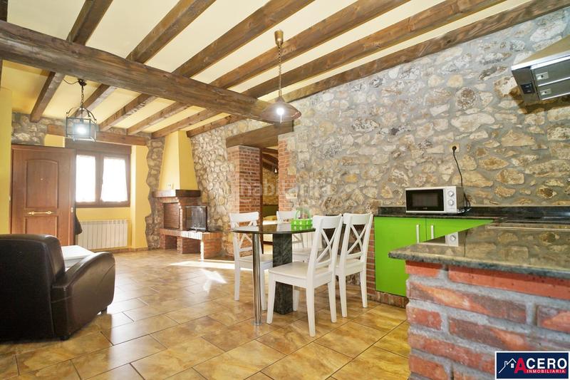 Foto b14c2b9d-72ce-4fc3-9464-5f670f4ae977. Chalet avec parking dans Sancibrián Santa Cruz de Bezana