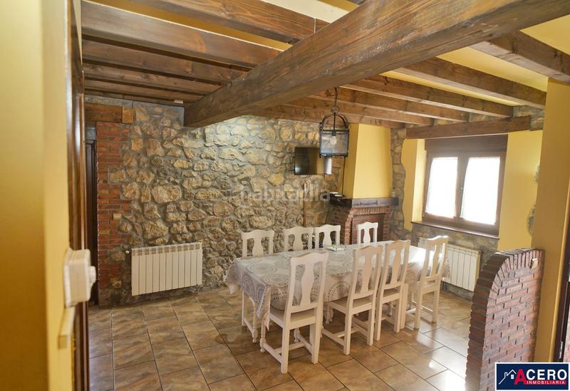 Foto f0fd212a-3887-4172-bdf2-26e2f7094ac1. Chalet avec parking dans Sancibrián Santa Cruz de Bezana