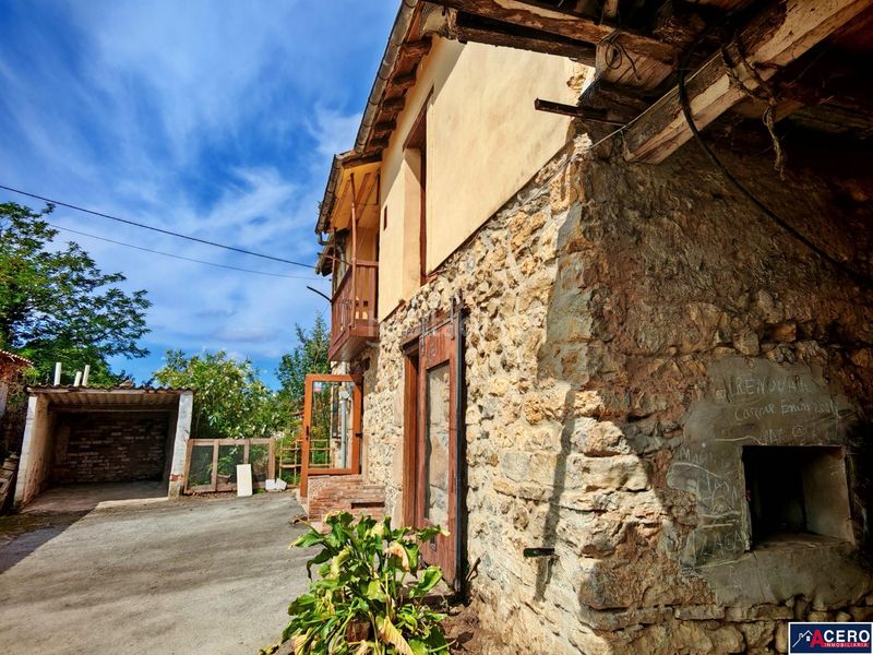 Foto 287d0529-61f3-4b66-aff1-670eda241437. Casa a Santillana del Mar