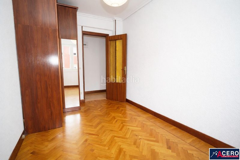 Foto 17fb89ce-ebdf-48dc-a793-d2a0fd123999. Pis a Cuatro Caminos Santander