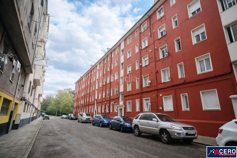 Foto 687f07bf-6826-4ed3-9c01-f9b13c44af0f. Pis a Cuatro Caminos Santander